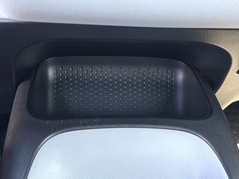 Used 2024 Toyota Corolla SE image 8