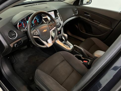 Used 2014 Chevrolet Cruze LT w/ Technology Package image 25