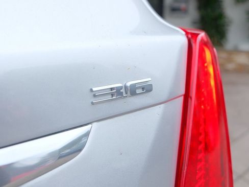 Used 2019 Cadillac XT5 FWD image 44