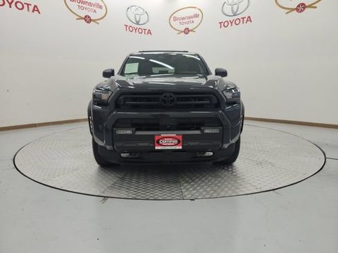 Used 2026 Toyota 4Runner SR5 AWD/4WD image 4