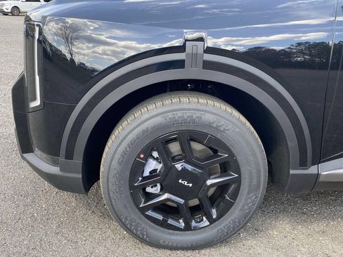 New 2027 Kia Telluride LX FWD image 18