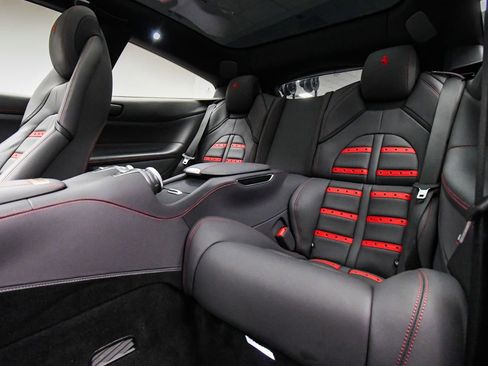 Used 2018 Ferrari GTC4Lusso image 56