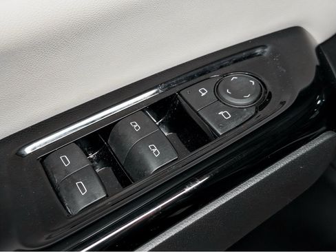 Used 2024 Honda Prologue Touring image 8