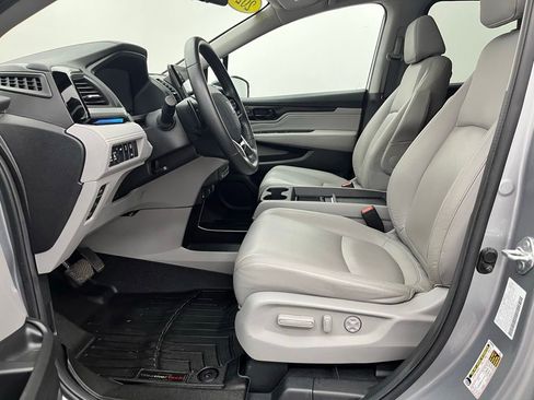 Used 2024 Honda Odyssey Touring image 21