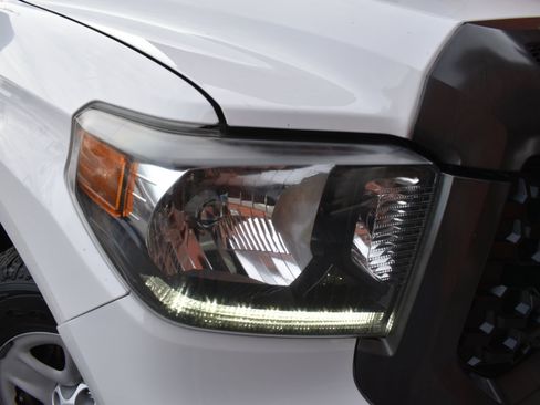 Used 2020 Toyota Tundra SR5 image 36