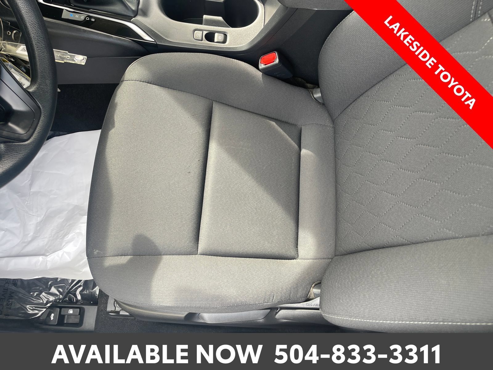 Used 2026 Toyota Corolla LE FWD image 21