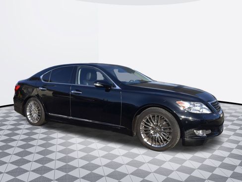 Used 2012 Lexus LS 460 w/ Sport Pkg image 3