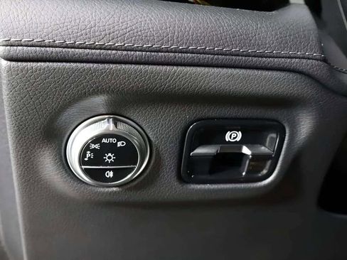 Used 2022 Mercedes-Benz EQS 450+ Sedan image 20