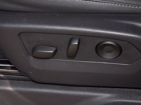 Used 2025 Chevrolet Silverado 2500 LT w/ Safety Package image 34