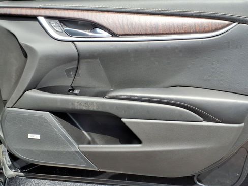 Used 2019 Cadillac XTS Luxury FWD image 13