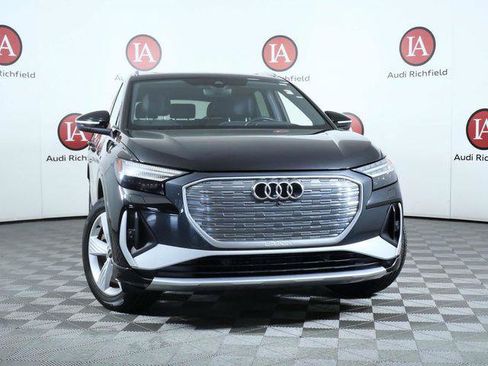 Certified 2023 Audi Q4 e-tron Prestige AWD/4WD image 3