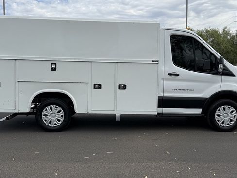 Used 2022 Ford Transit 350 w/ Interior Upgrade Package RWD image 21