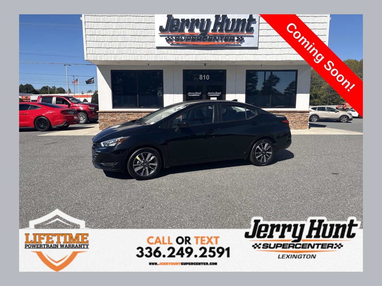 Used 2025 Nissan Versa SV FWD image 1