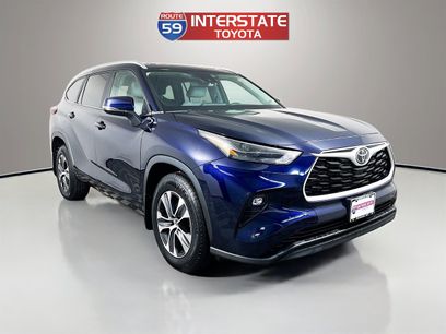 Used 2023 Toyota Highlander XLE