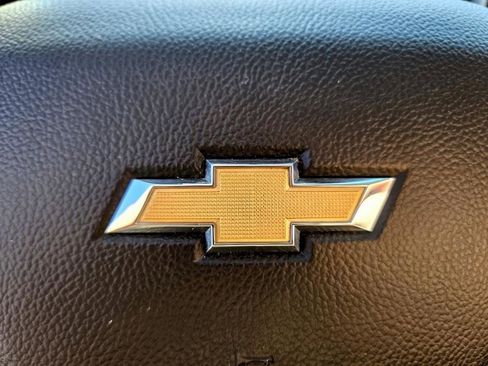 Used 2020 Chevrolet Traverse LS w/ LPO, Blackout Package image 27