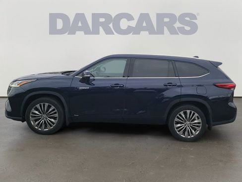 Used 2021 Toyota Highlander Platinum AWD/4WD image 4