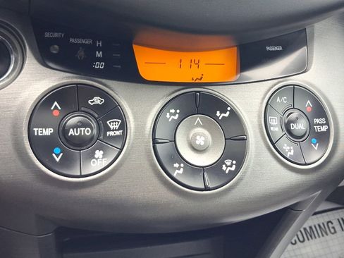 Used 2012 Toyota RAV4 Limited w/ Premium Plus Value Pkg AWD/4WD image 17