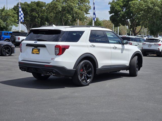 Certified 2023 Ford Explorer ST w/ Equipment Group 401A AWD/4WD image 4