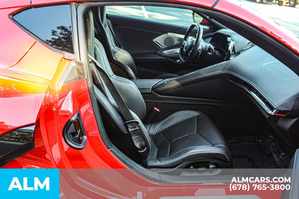 Used 2020 Chevrolet Corvette Stingray Preferred Cpe w/ 2LT Preferred Equipment Group RWD image 16