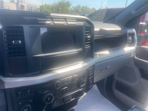 Used 2024 Ford F250 XL w/ 360-Degree Camera Package AWD/4WD image 26