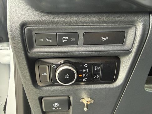 Used 2023 Ford F150 XLT w/ Equipment Group 302A High image 31