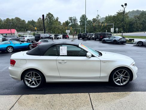 Used 2013 BMW 128i Convertible w/ Premium Pkg image 7