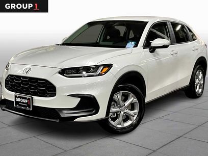 Used 2025 Honda HR-V LX