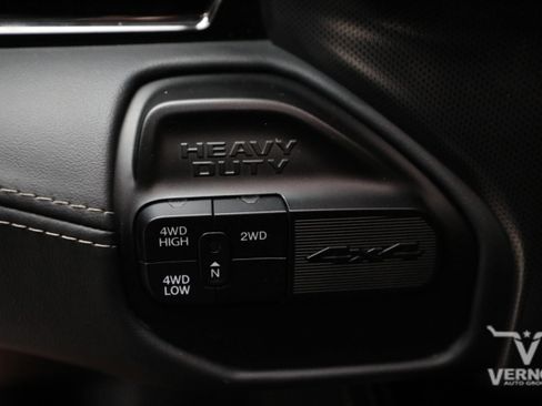 Used 2023 RAM 2500 Limited AWD/4WD image 23