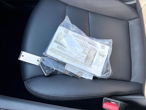 Certified 2025 Cadillac XT5 Premium Luxury image 35