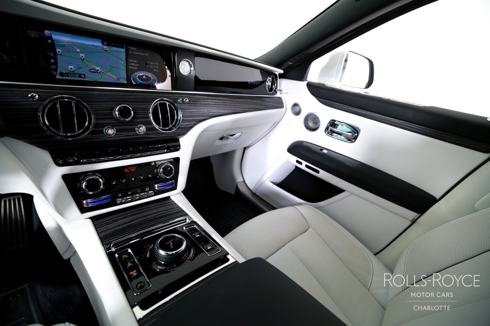 Certified 2021 Rolls-Royce Ghost AWD/4WD image 16