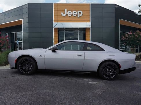 New 2024 Dodge Charger R/T w/ Plus Group image 1