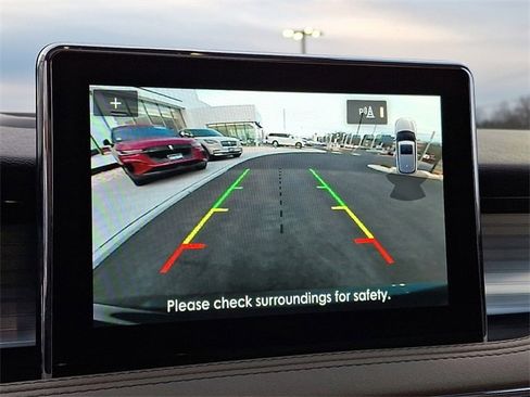 Used 2022 Lincoln Corsair AWD w/ Premium Package image 20