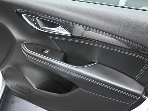 Used 2023 Buick Envision Essence FWD image 28