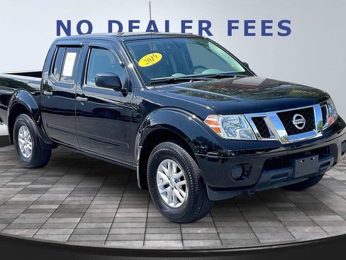 Used 2019 Nissan Frontier SV AWD/4WD image 3