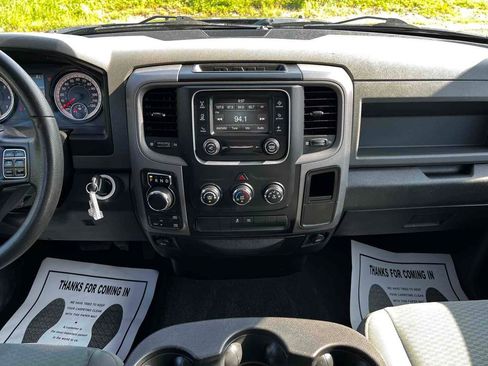 Used 2018 RAM 1500 Express image 24