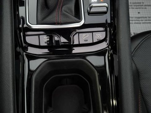 Used 2022 Jeep Compass Trailhawk w/ Trailhawk Elite Group image 40