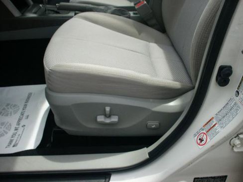 Used 2011 Subaru Forester 2.5X Premium image 13