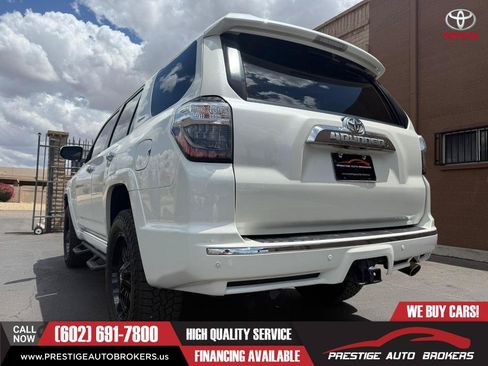 Used 2018 Toyota 4Runner Limited AWD/4WD image 12