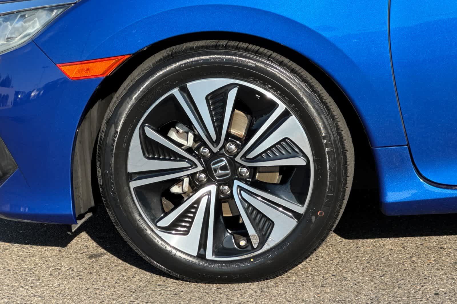 Used 2018 Honda Civic EX-T image 29
