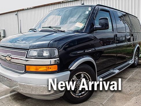 Used 2014 Chevrolet Express 1500 RWD image 1