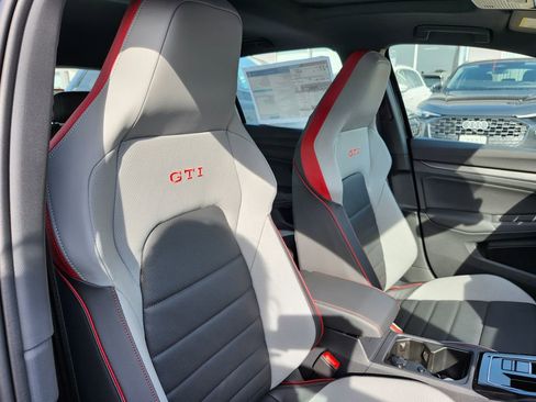 New 2025 Volkswagen GTI SE image 18