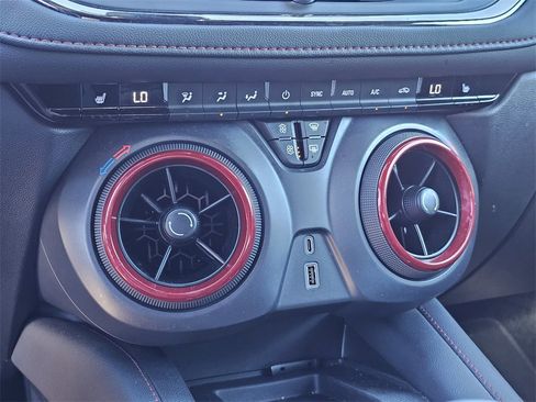 Used 2025 Chevrolet Blazer RS image 18