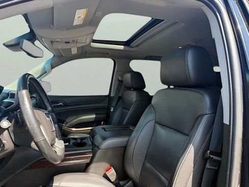 Used 2019 GMC Yukon SLT image 16