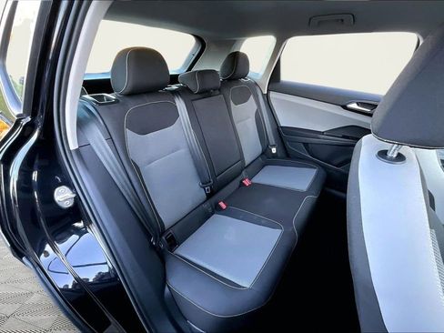 Used 2023 Volkswagen Taos S w/ Driver Assistance Package image 17