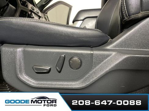 Certified 2022 Ford F350 Lariat w/ Black Appearance Package image 10