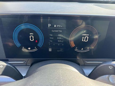 Used 2024 Hyundai Kona SEL image 23