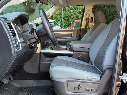 Used 2019 RAM 1500 Big Horn AWD/4WD image 13