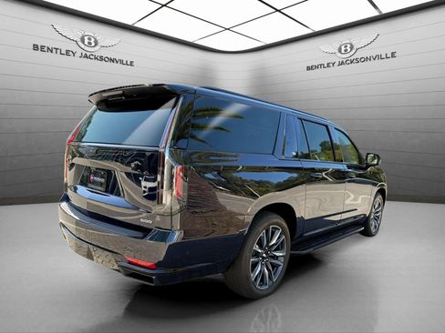Used 2024 Cadillac Escalade ESV Sport Platinum w/ Heavy-Duty Trailer Package RWD image 13