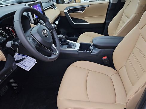 New 2025 Toyota RAV4 XLE Premium image 21