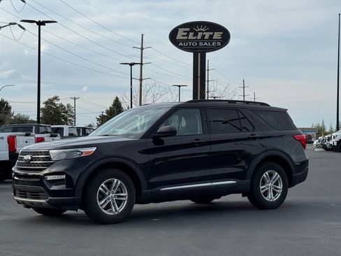 Used 2021 Ford Explorer XLT w/ Equipment Group 202A AWD/4WD image 1